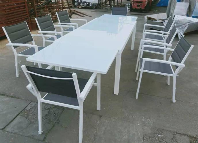 שולחן לגינה ולמרפסת נפתח אלומיניום טופ זכוכית 200-3.20 + 8 כסאות צבע לבן