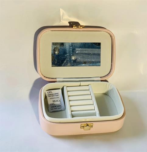 קופסת תכשיטים סגירה אבזם ורוד