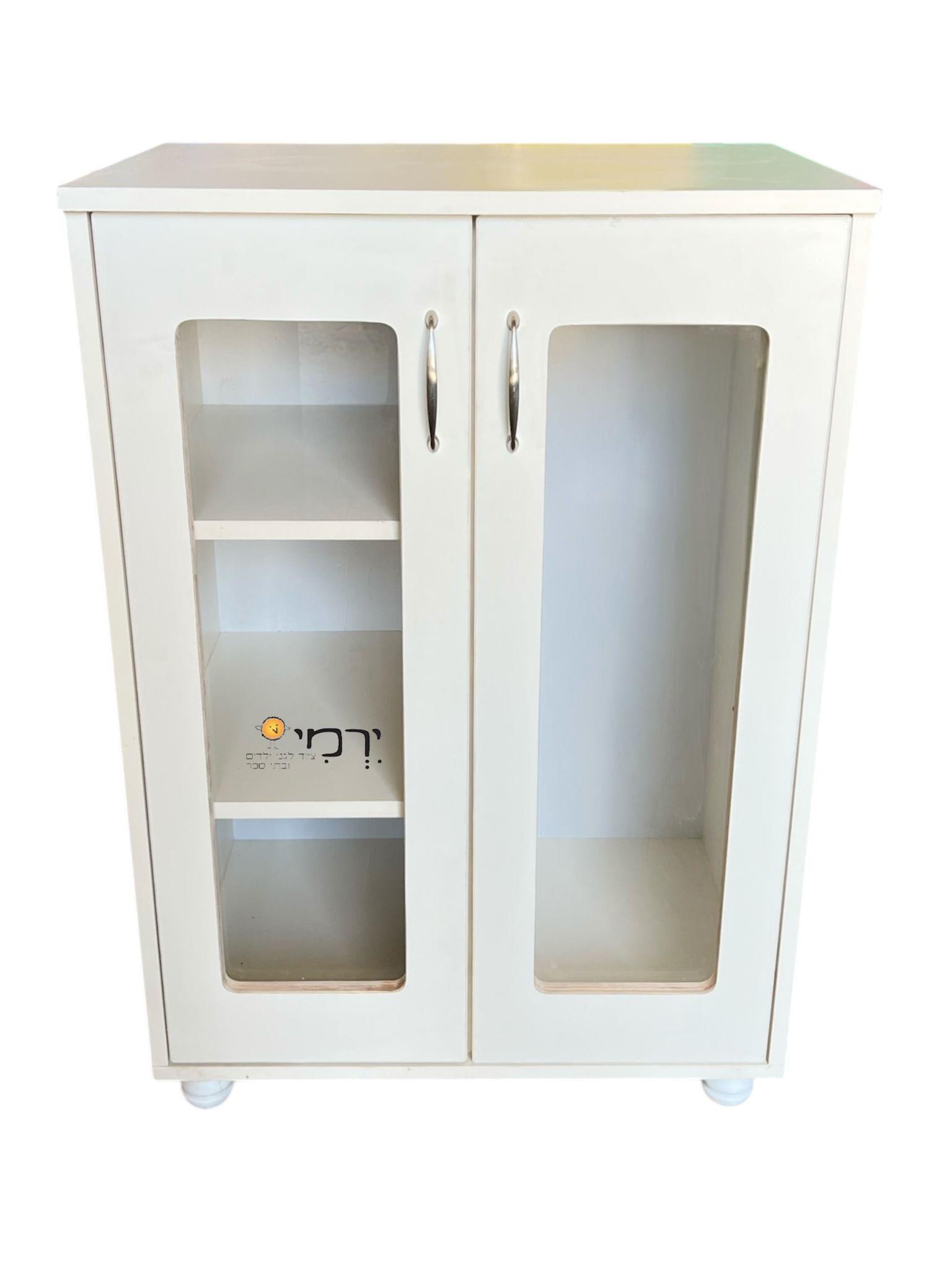 ארון בובה מפואר