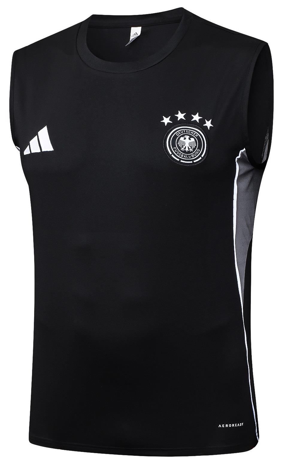 גרמניה גופיית אימון שחורה