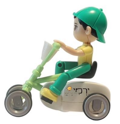 ילד על אופניים
