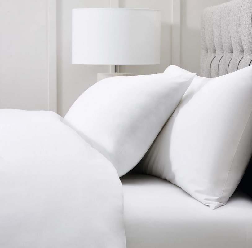 מצעי 100% כותנה מצרית אריגת סאטן - צפיפות 300 חוט - לבן אופוויט