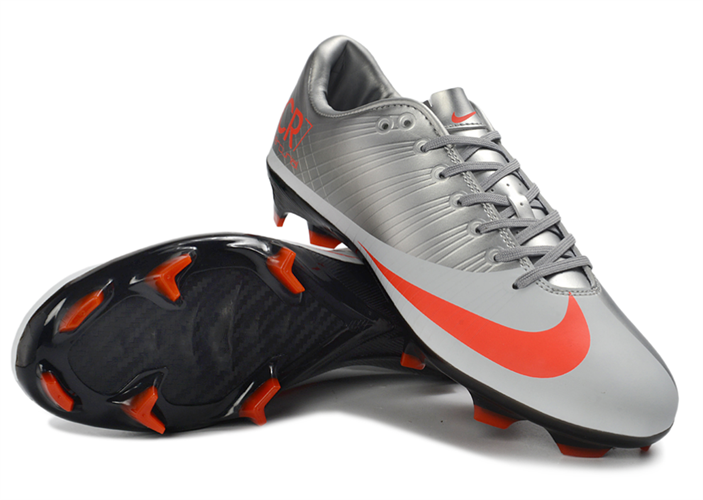 נעלי כדורגל CR7 רונאלדו Nike Air Zoom Mercurial כסוף כתום