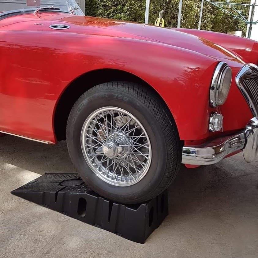 רמפות פלסטיק קשיח לדילוג גישור לעבודה ותצוגה מתאימה גם לגרירה וחילוץ למנוע נזק מלמטה בעת העמסה רמפות פלסטיק קשיח לדילוג גישור לעבודה ותצוגה מתאימה גם לגרירה וחילוץ למנוע נזק מלמטה בעת העמסה