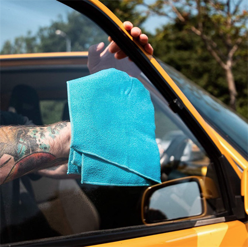 מטלית לניקוי שמשות - PERFECT CLARITY GLASS TOWEL מבית MEGUIAR'S | גודל 40X40 ס"מ