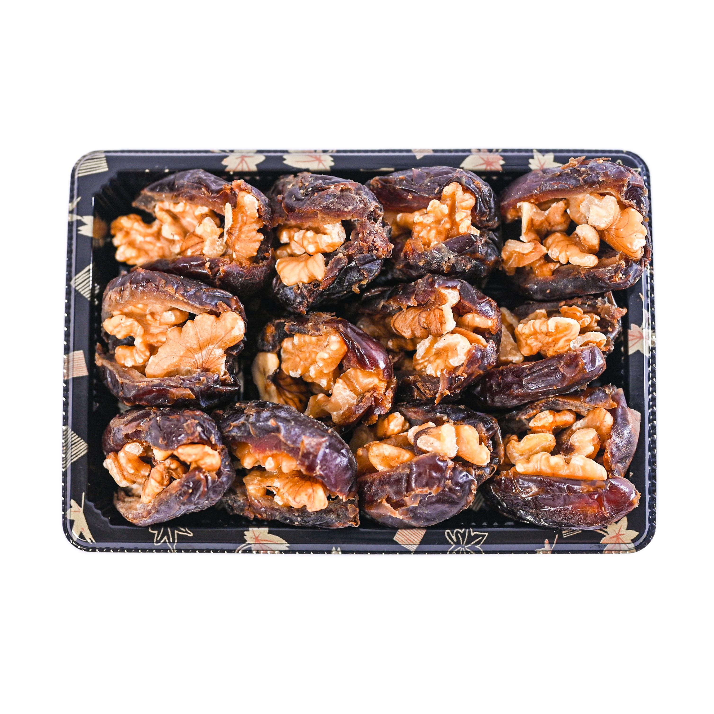 תמרים ממולאים באגוזים S