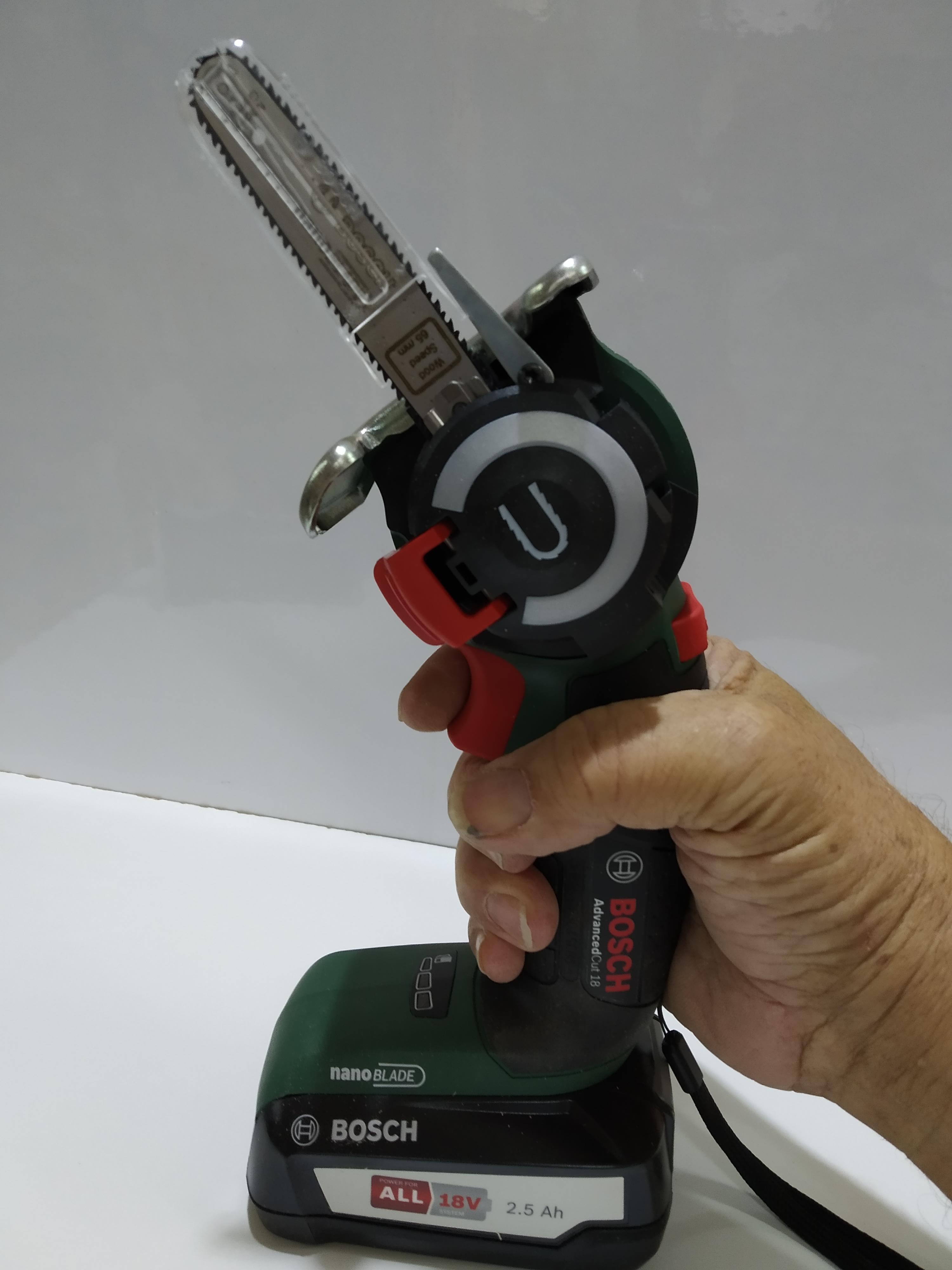 מיני מסור שרשרת Bosch 18V מיני מסור שרשרת Bosch 18V