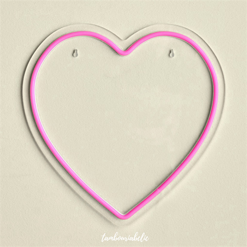 שלט LED מעוצב "לב" – הכניסו אור וחום לכל פינה בבית ❤️ שלט LED מעוצב "לב" – הכניסו אור וחום לכל פינה בבית ❤️