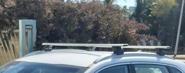 גגון דאציה לודגי פסי רוחב אלומיניום מגשרים לפסי אורך עם מנעולים קמפינג לייף גגון דאציה לודגי פסי רוחב אלומיניום מגשרים לפסי אורך עם מנעולים קמפינג לייף