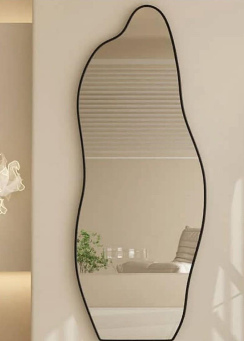 מראה אמורפית