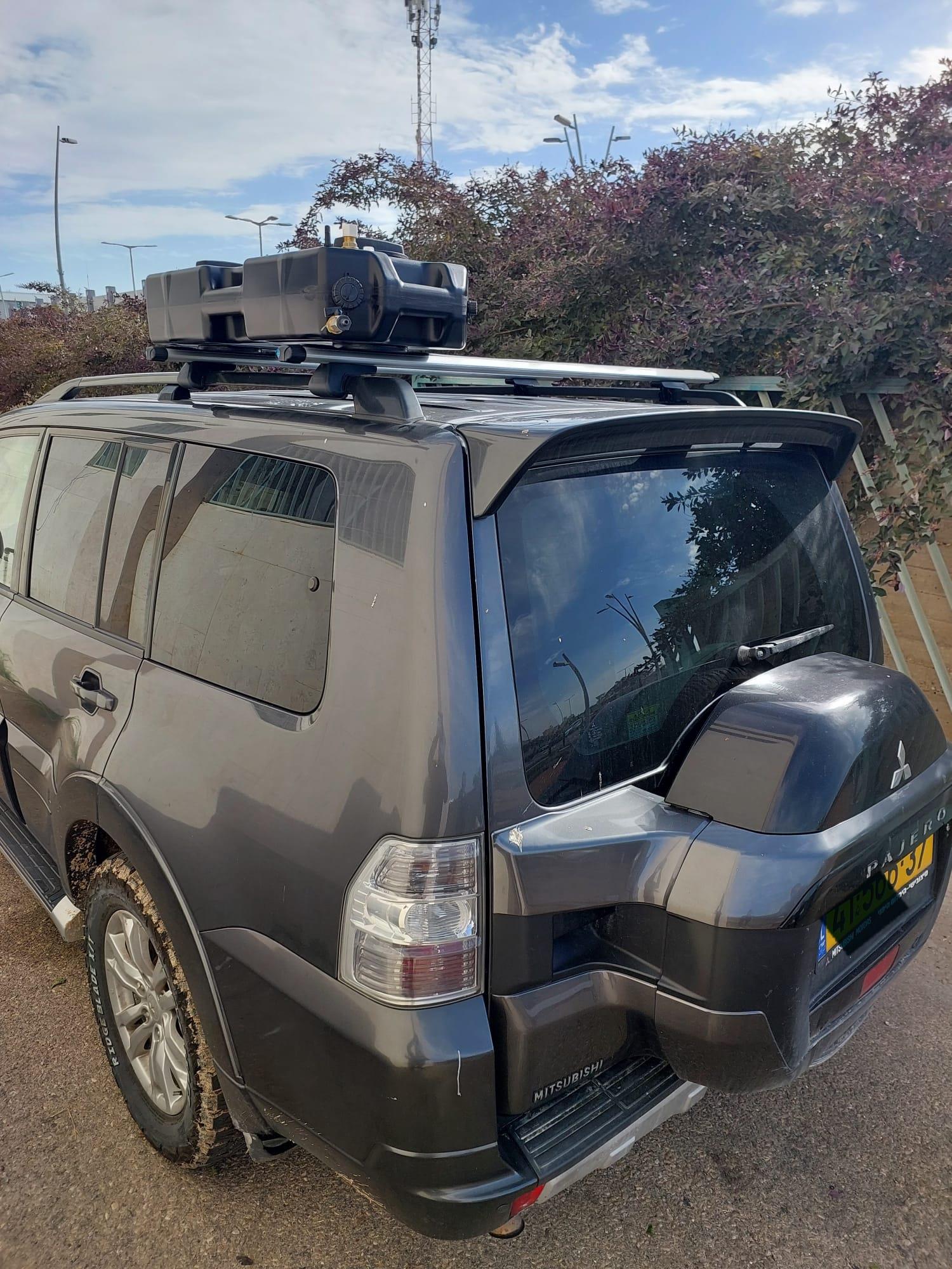 גגון מיצובישי פאגרו קינג פסי רוחב מתאים לדגם ארוך וקצר המחיר לא כולל מיכל מים קמפינג לייף גגון מיצובישי פאגרו קינג פסי רוחב מתאים לדגם ארוך וקצר המחיר לא כולל מיכל מים קמפינג לייף