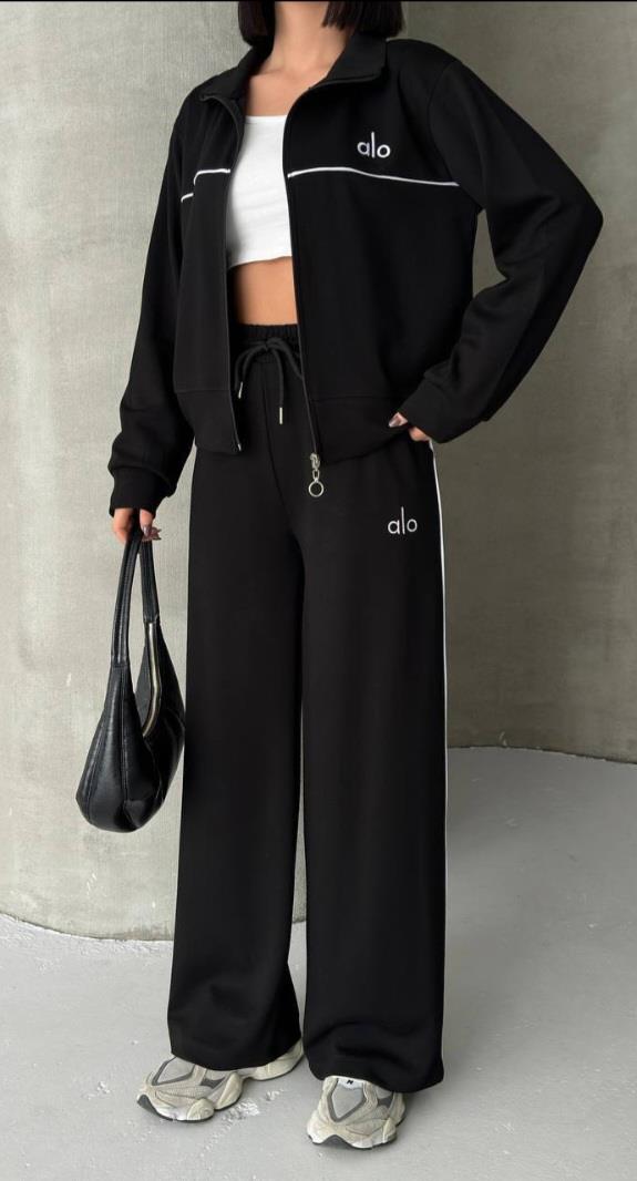 טרנינג alo יוגה