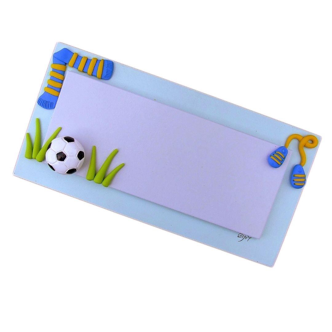 מתנה מושלמת לילד שאוהב כדורגל, שלט מעוצב למגרש הביתי, עבודת יד מקורית.