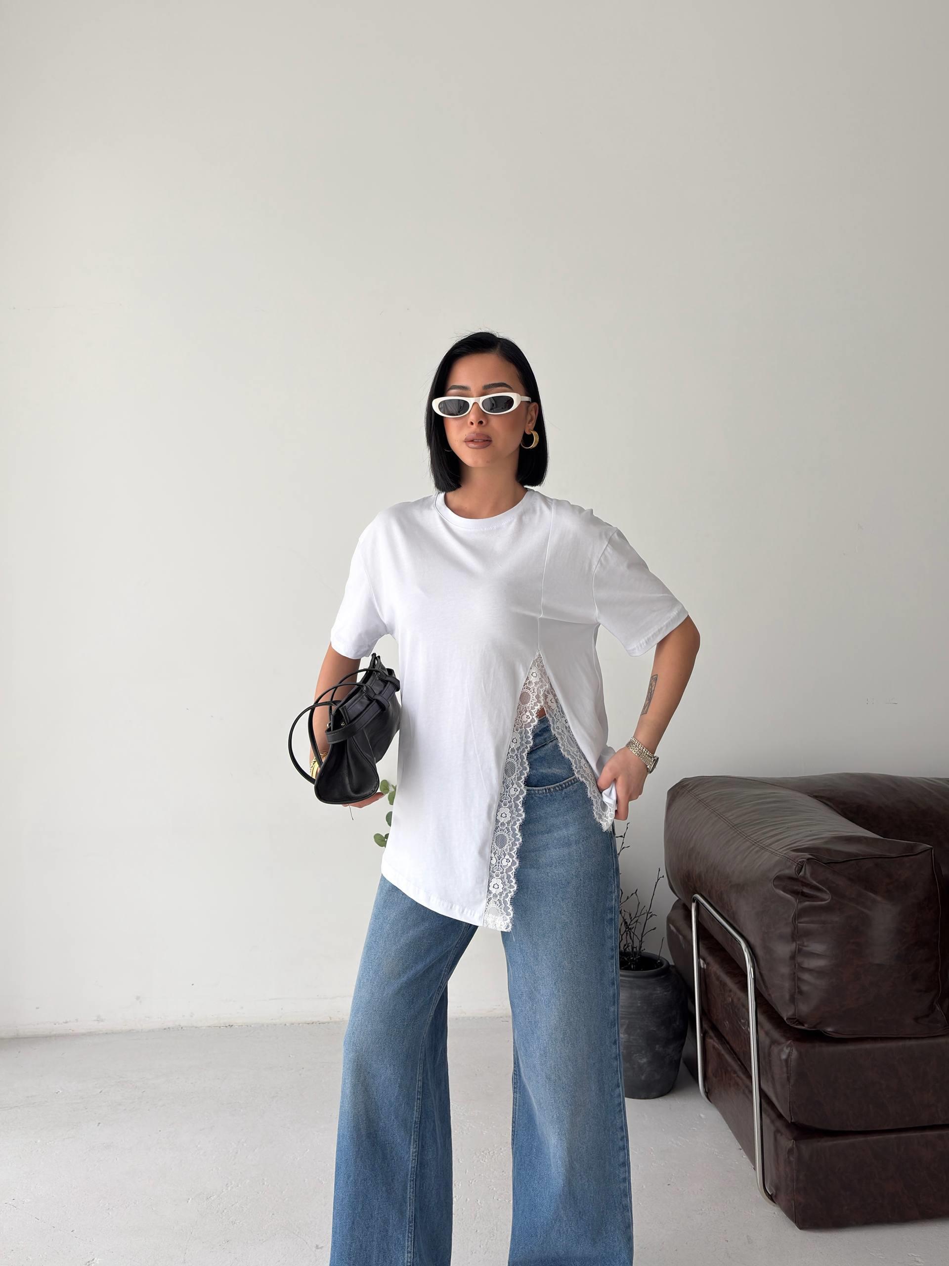 טישרט פתח תחרה