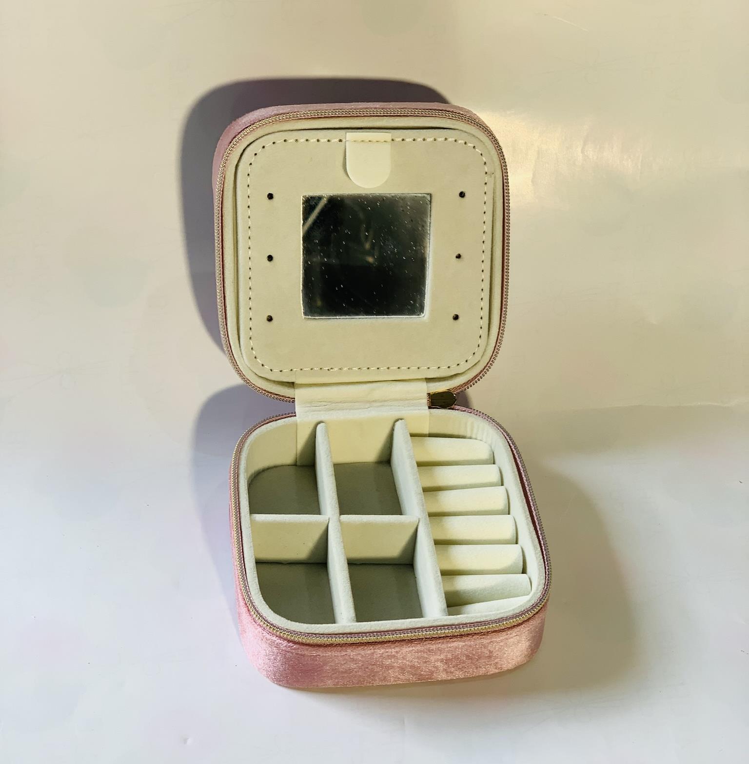 קופסאת תכשיטים ורוד