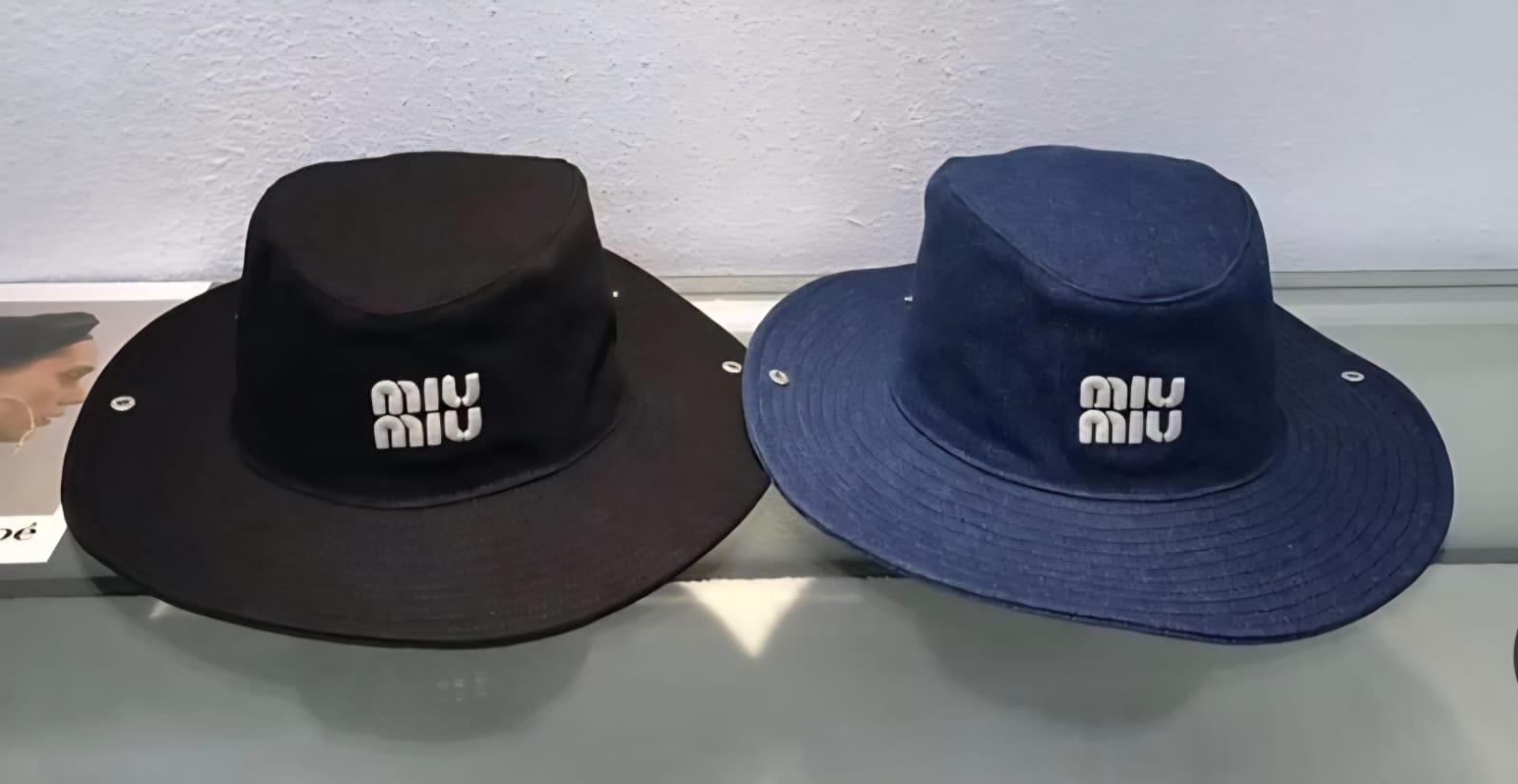גינס כהה