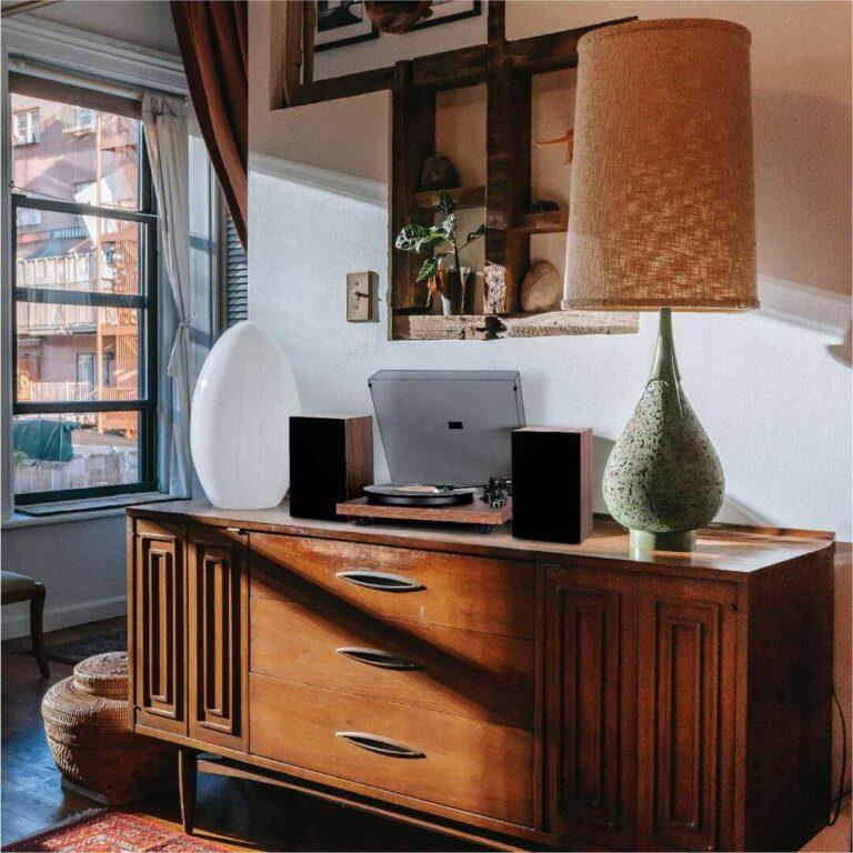 פטיפון מקצועי  HRT-24 Harper מחט Audio Technica עם רמקולים סטריאו מדפיים 80 וואט  + משלוחי חינם