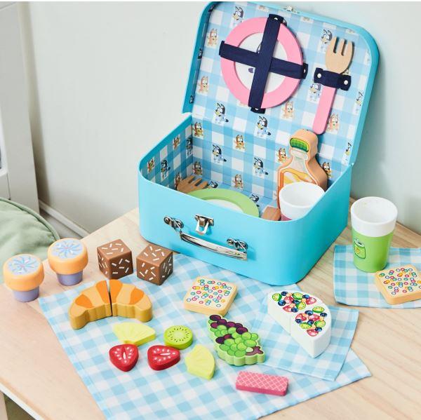 בלואי Bluey ערכת פיקניק מעץ 30 חלקים בלואי Bluey ערכת פיקניק מעץ 30 חלקים