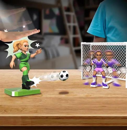 בעיטת העוצמה לשער של אנה