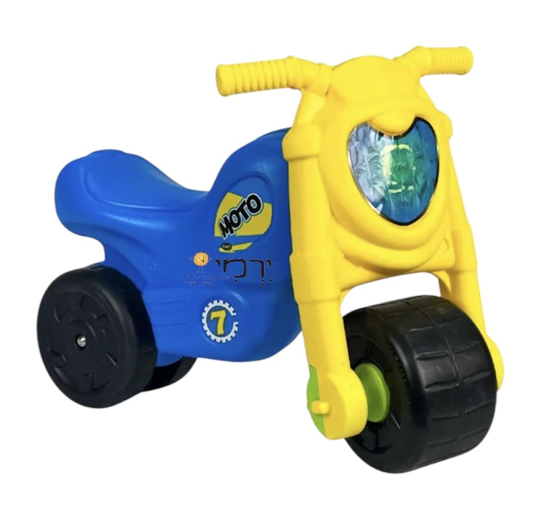 אופנוע בינוני 3 גלגלים