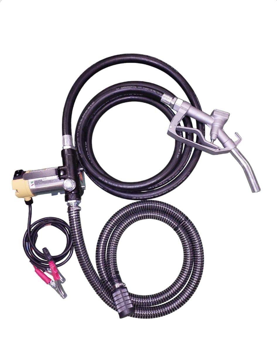 משאבת סולר תחנת תדלוק עד 43 ליטר לדקה 12 וולט צינור יניקה ופילטר 2 מטר אקדח וצינור 4 מטר קמפינג לייף משאבת סולר תחנת תדלוק עד 43 ליטר לדקה 12 וולט צינור יניקה ופילטר 2 מטר אקדח וצינור 4 מטר קמפינג לייף