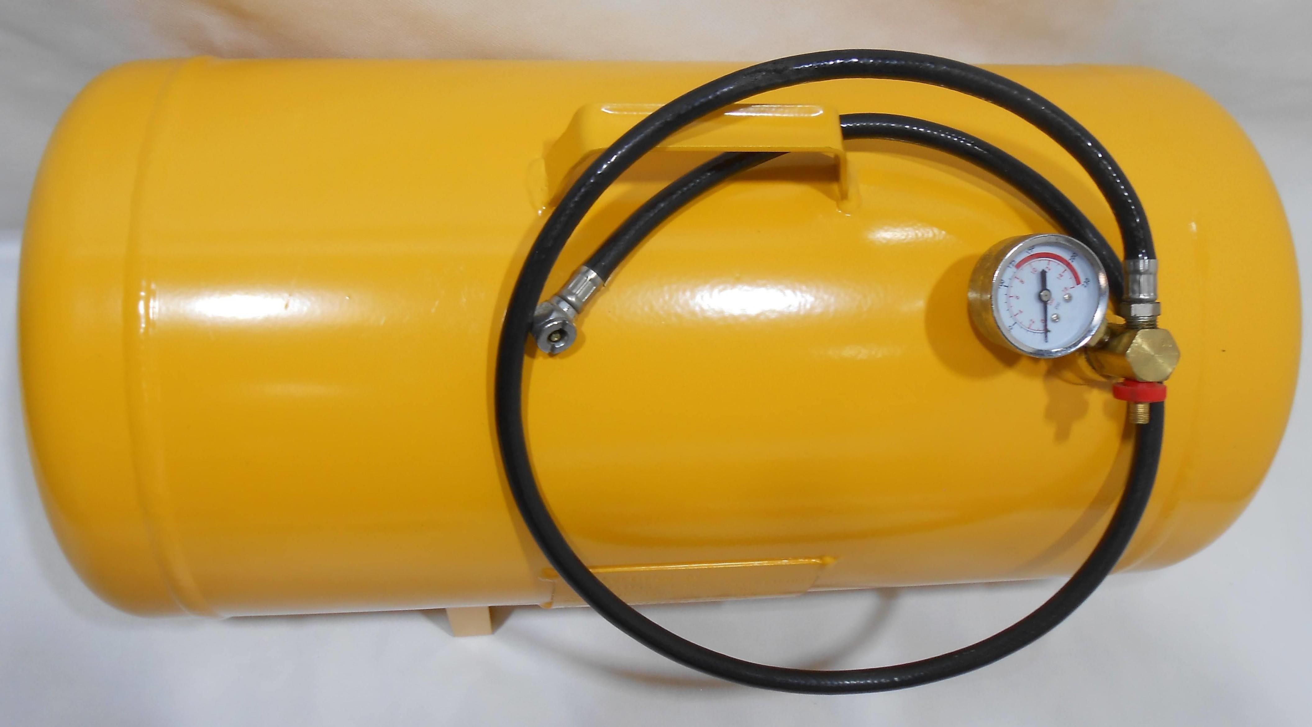 מיכל מחסן אוויר נייד או קבוע עם צינור 42 ליטר מיכל צהוב PHD 039C-11 קמפינג לייף