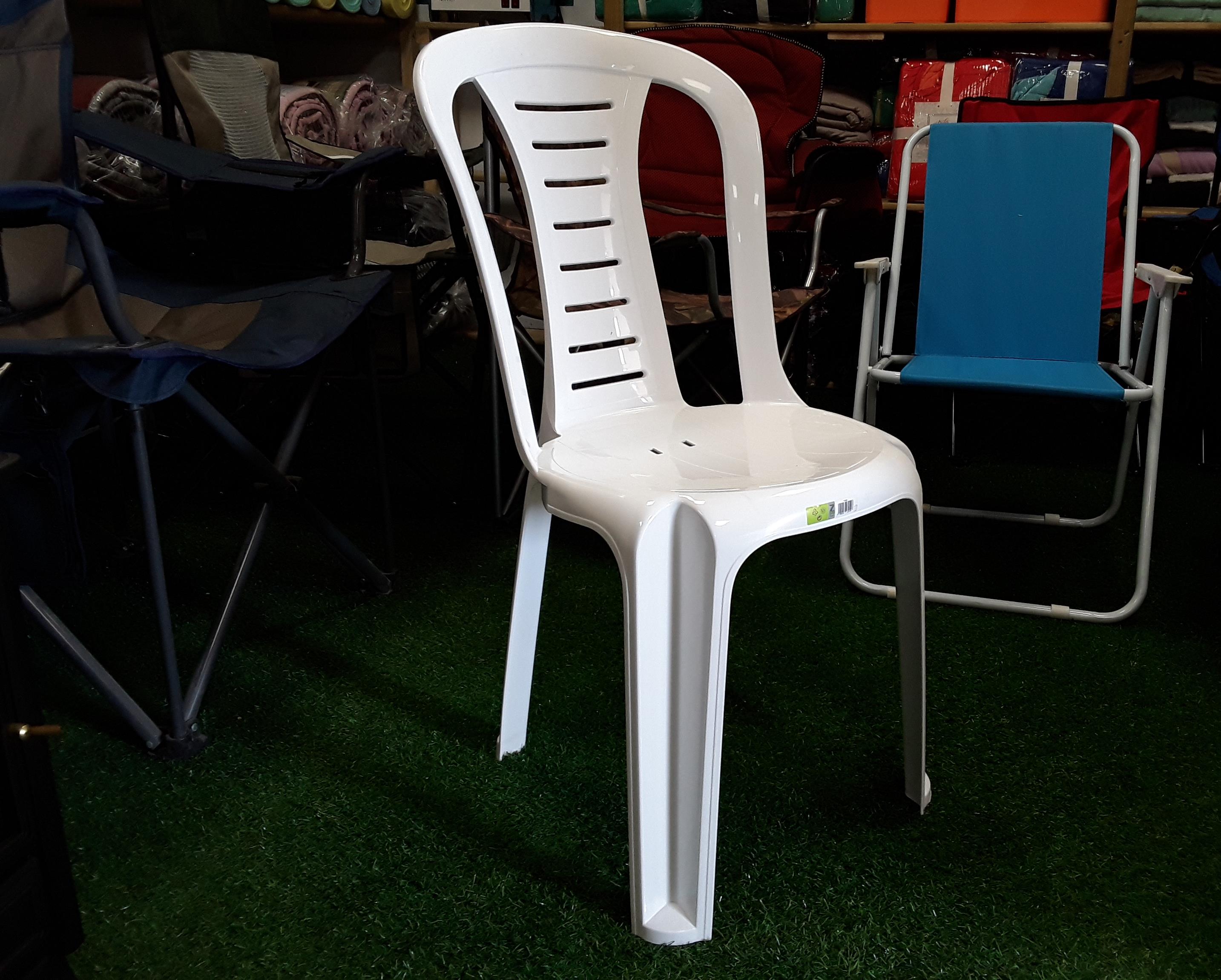 כיסא גן ארועים לבן עם משענת  ללא ידיות