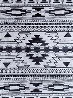 שטיח סלון דגם איבוני - אלמנטים גאומטרים