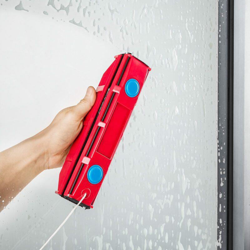 מנקה חלונות מגנטי – מנקה חלונות מגנטי – לחלונות בעלי זכוכית כפולה בעובי בין 20-28 מ" - דגם גליידר D3