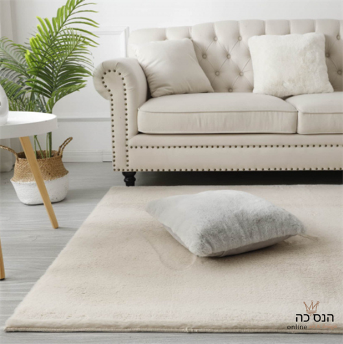 שטיחי פרווה צפופה ואיכותית - צבע קרם מידה 150*80