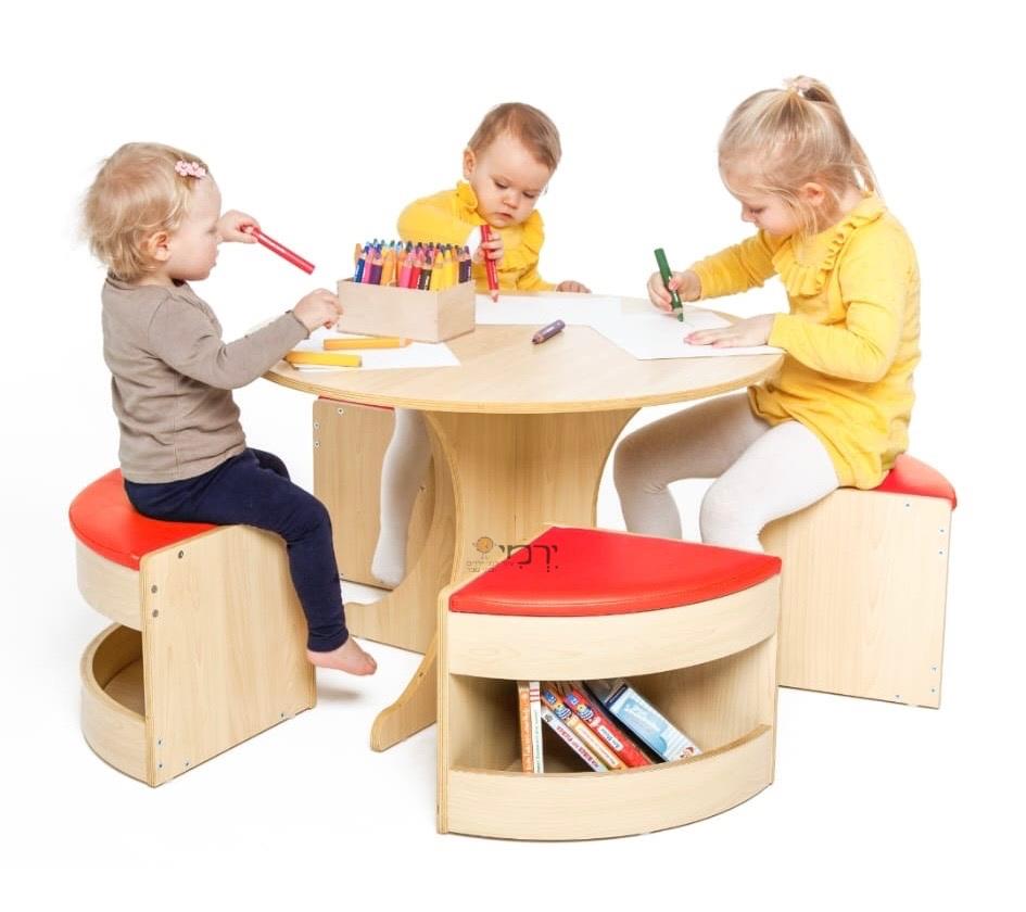 שולחן + 4 כסאות קוטר 76*52H ריפוד אדום / ירוק / תכלת