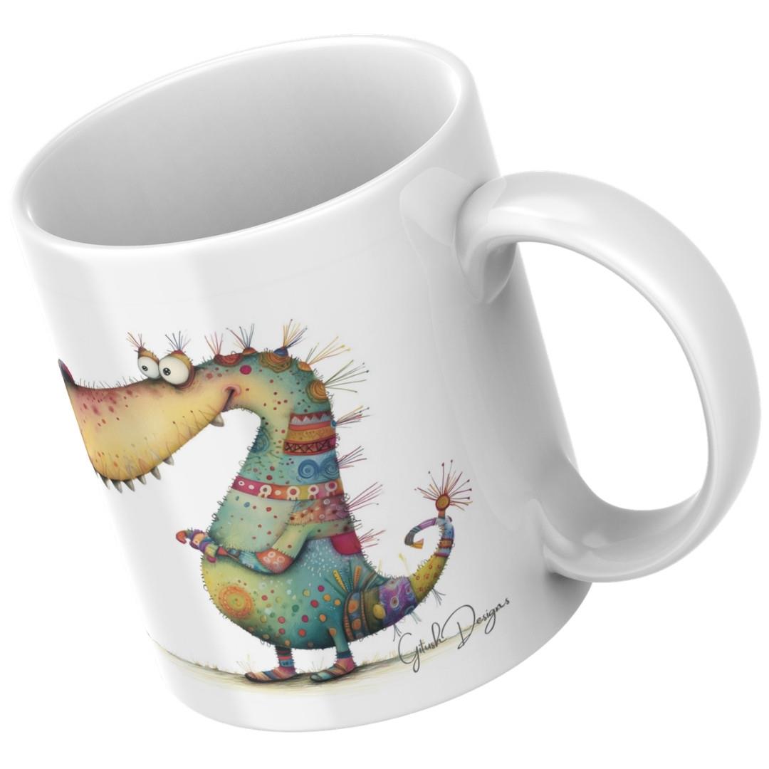 ספל קרמיקה עם דינוזאור צבעוני ומשפט השראה בעברית