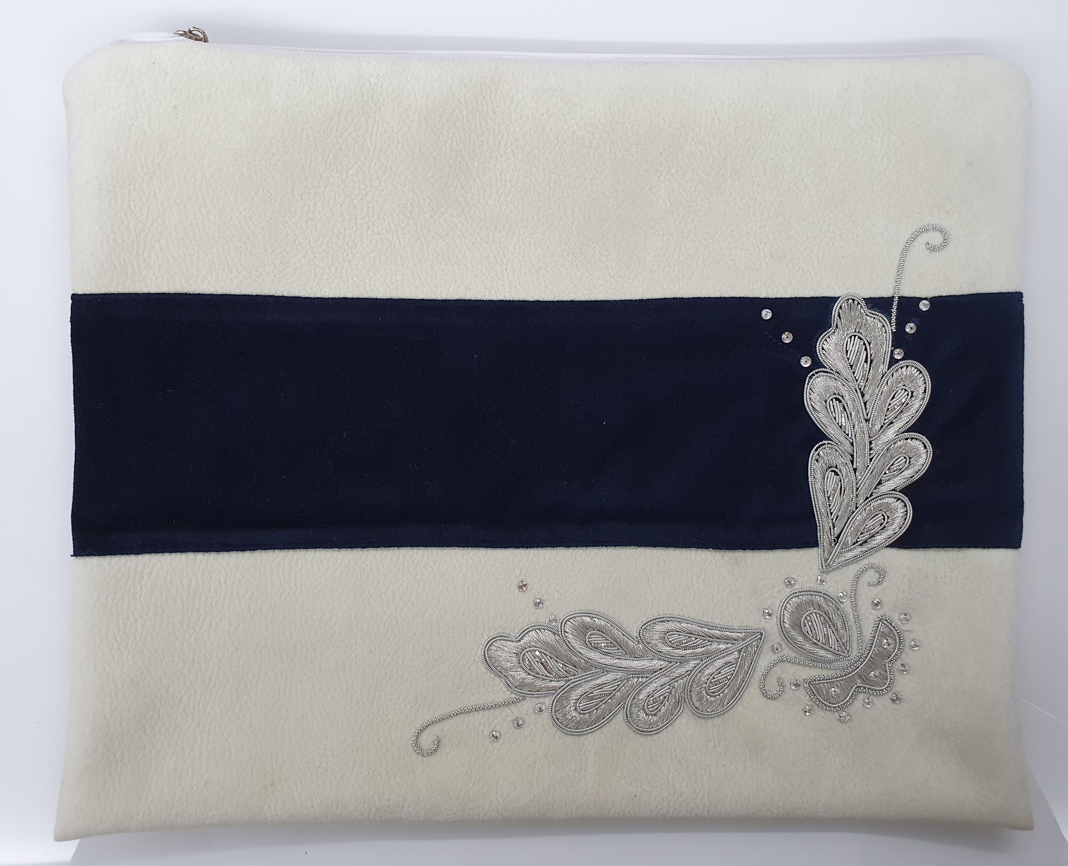 שקית לטלית ותפילין  דגם פרח - עבודת יד