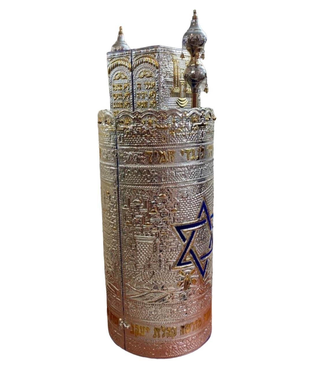 תיק לס''ת - מגן דוד בשילוב קטיפה תיק לס''ת - מגן דוד בשילוב קטיפה