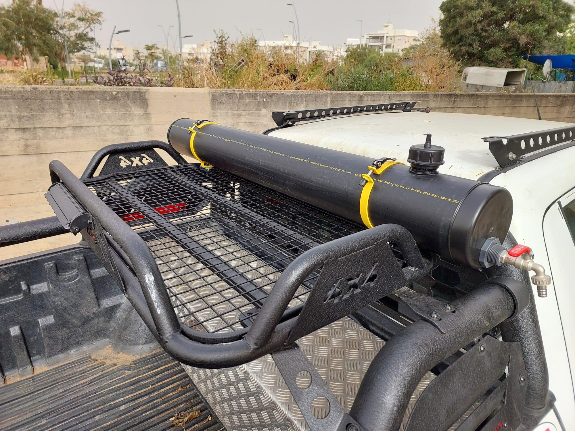 בנד חבק צבע צהוב עם בורג הידוק מקורי למיכל מים עם ברז קוטר 16 סמ המחיר ליחידה אחת קמפינג לייף בנד חבק צבע צהוב עם בורג הידוק מקורי למיכל מים עם ברז קוטר 16 סמ המחיר ליחידה אחת קמפינג לייף