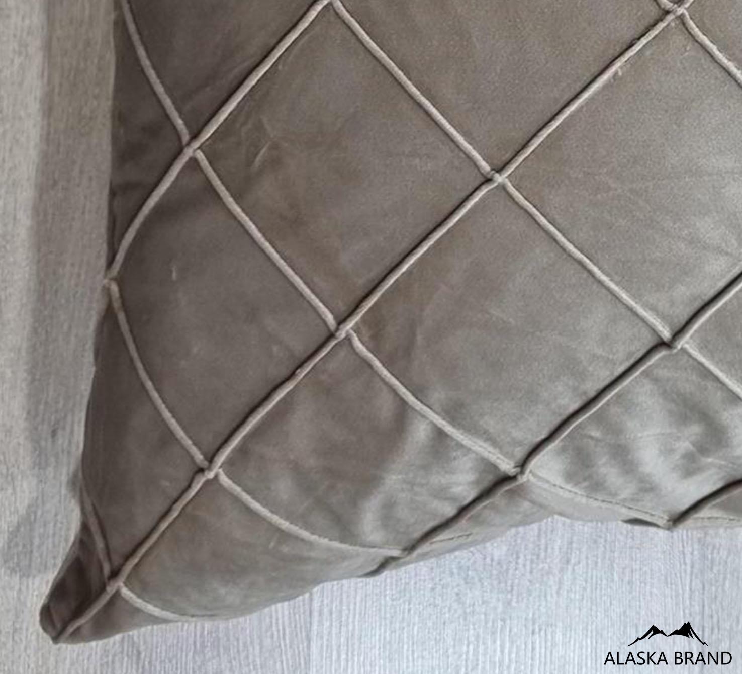 כרית נוי במבחר צבעים דגם - Bliss | מידות 45X45 | 60X60 | 35X55 כרית נוי במבחר צבעים דגם - Bliss | מידות 45X45 | 60X60 | 35X55