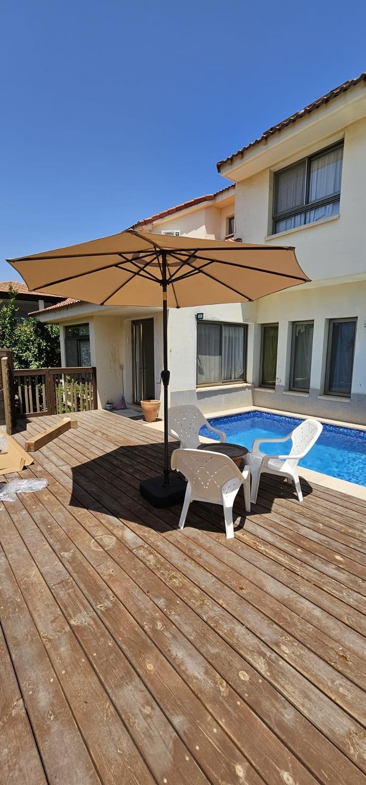 שמשיה צבע חקי קוטר 2.7 מטר עם בסיס מהדורה חדשה נפח 22 ליטר צבע שחור קמפינג לייף שמשיה צבע חקי קוטר 2.7 מטר עם בסיס מהדורה חדשה נפח 22 ליטר צבע שחור קמפינג לייף