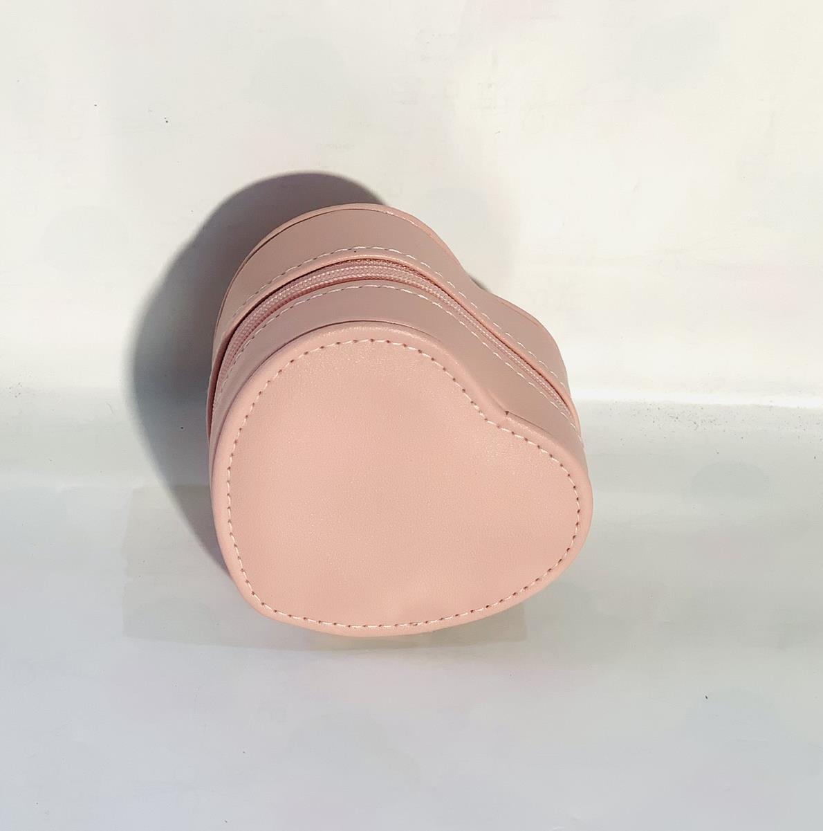קופסאת תכשיטים מיני לב ורוד
