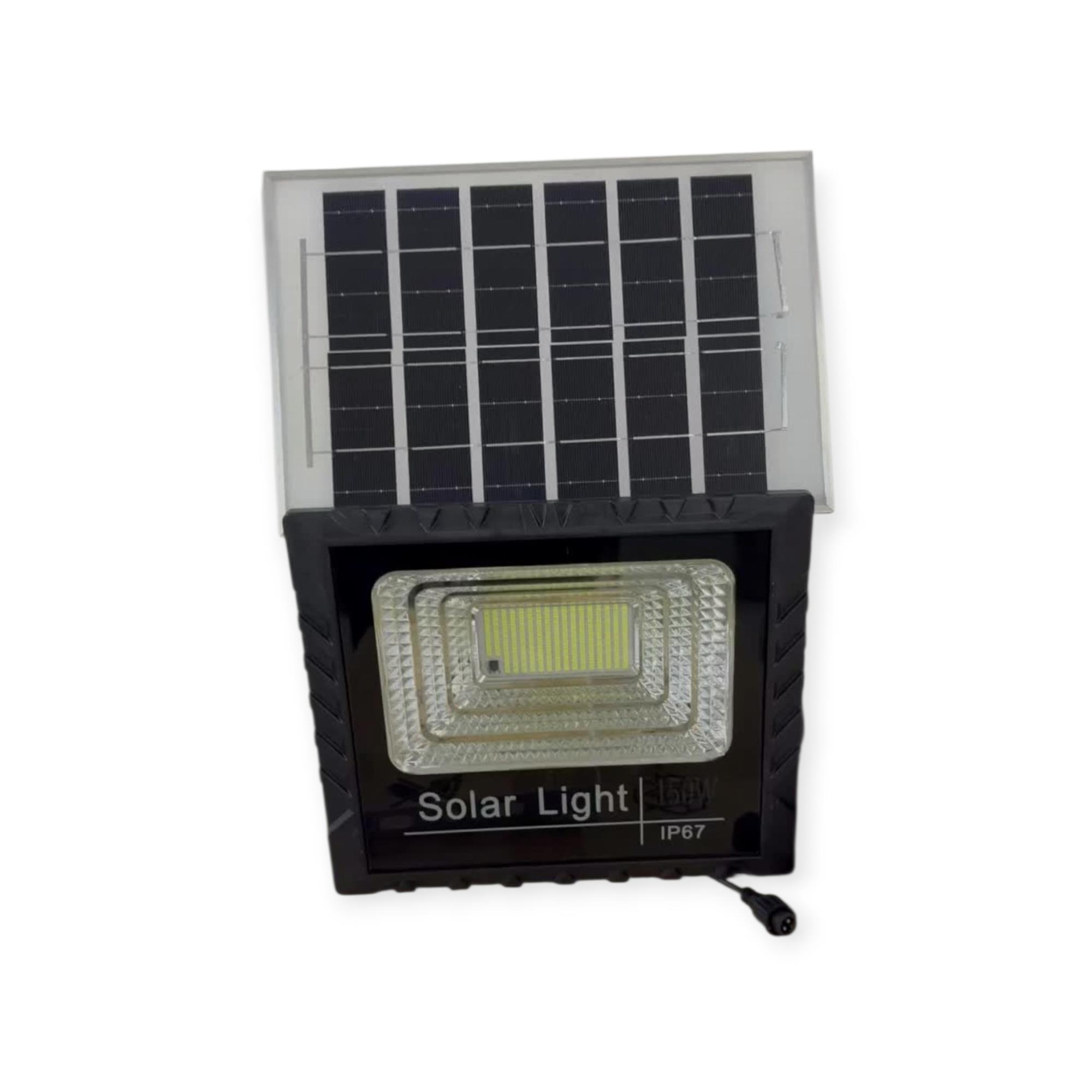 פרוז'קטור סולארי בעוצמת 150 וואט פרוז'קטור סולארי בעוצמת 150 וואט