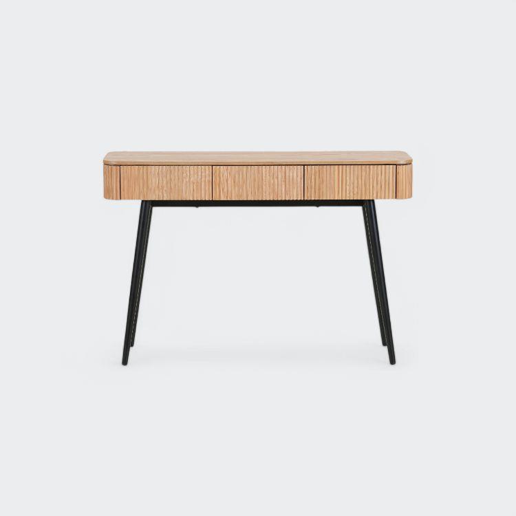 קונסולה דגם נדלן