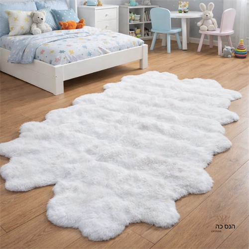 שטיח פרווה אסימטרי לבן