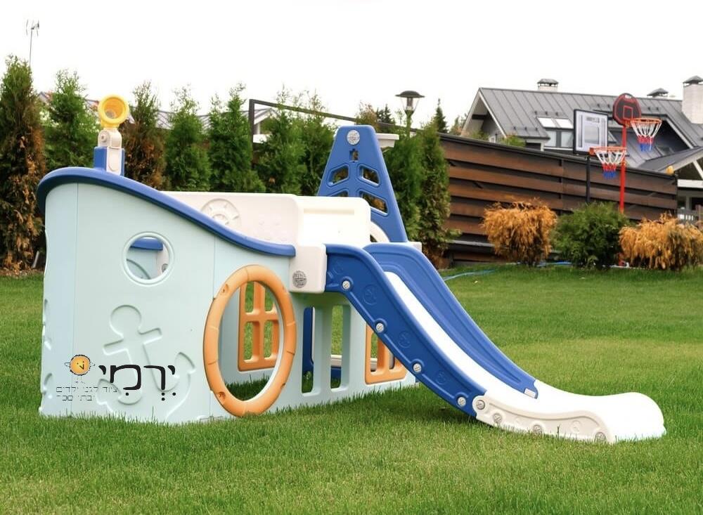מתקן ספינה טיפוס וגלישה לחצר