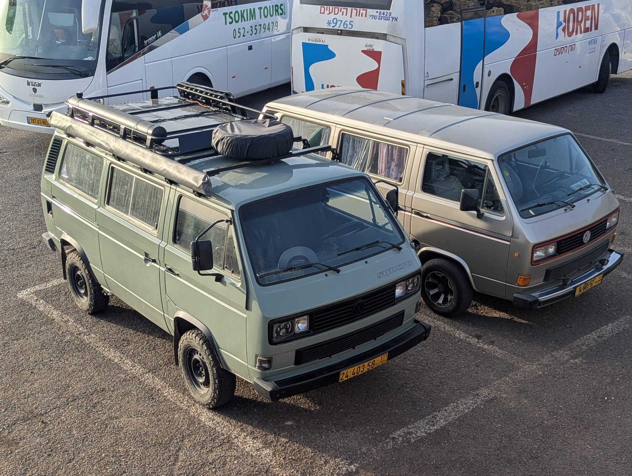 מיכל מים עם ברז אורך 1.7 מטר נפח 30 ליטר קמפינג לייף מיכל מים עם ברז אורך 1.7 מטר נפח 30 ליטר קמפינג לייף