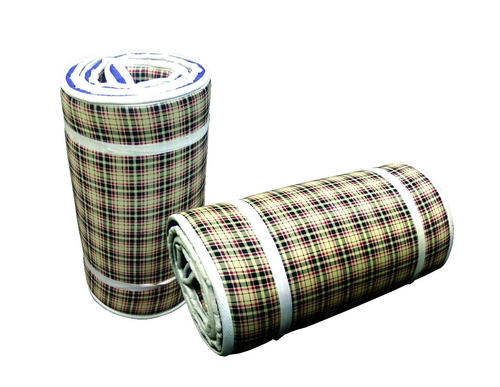 מזרן מתגלגל ספוג קמפינג עובי 4 סמ' מזרנים לבית ולשטח מבית CAMPTOWN הצבע והדוגמא להמחשה בלבד