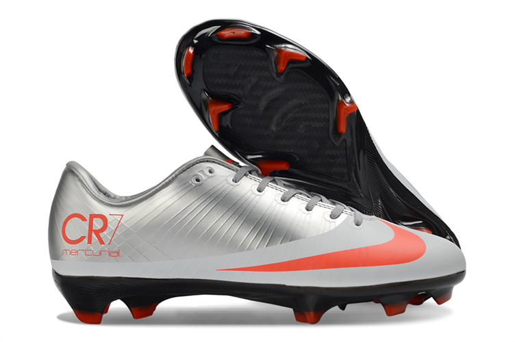 נעלי כדורגל CR7 רונאלדו Nike Air Zoom Mercurial כסוף כתום