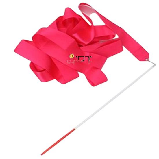 מקלות התעמלות עם סרט צבעוני