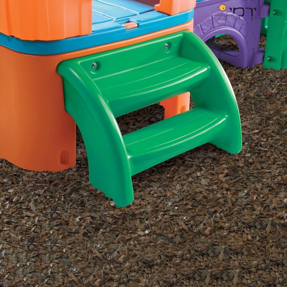 מתקן חצר לילדים מועדון עם גשר, 2 מגלשות, פינות מסתור וחלונות תצפית מתקן חצר לילדים מועדון עם גשר, 2 מגלשות, פינות מסתור וחלונות תצפית