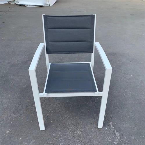 שולחן לגינה ולמרפסת נפתח אלומיניום טופ אלומיניום 200-320 + 6 כסאות צבע לבן שולחן לגינה ולמרפסת נפתח אלומיניום טופ אלומיניום 200-320 + 6 כסאות צבע לבן