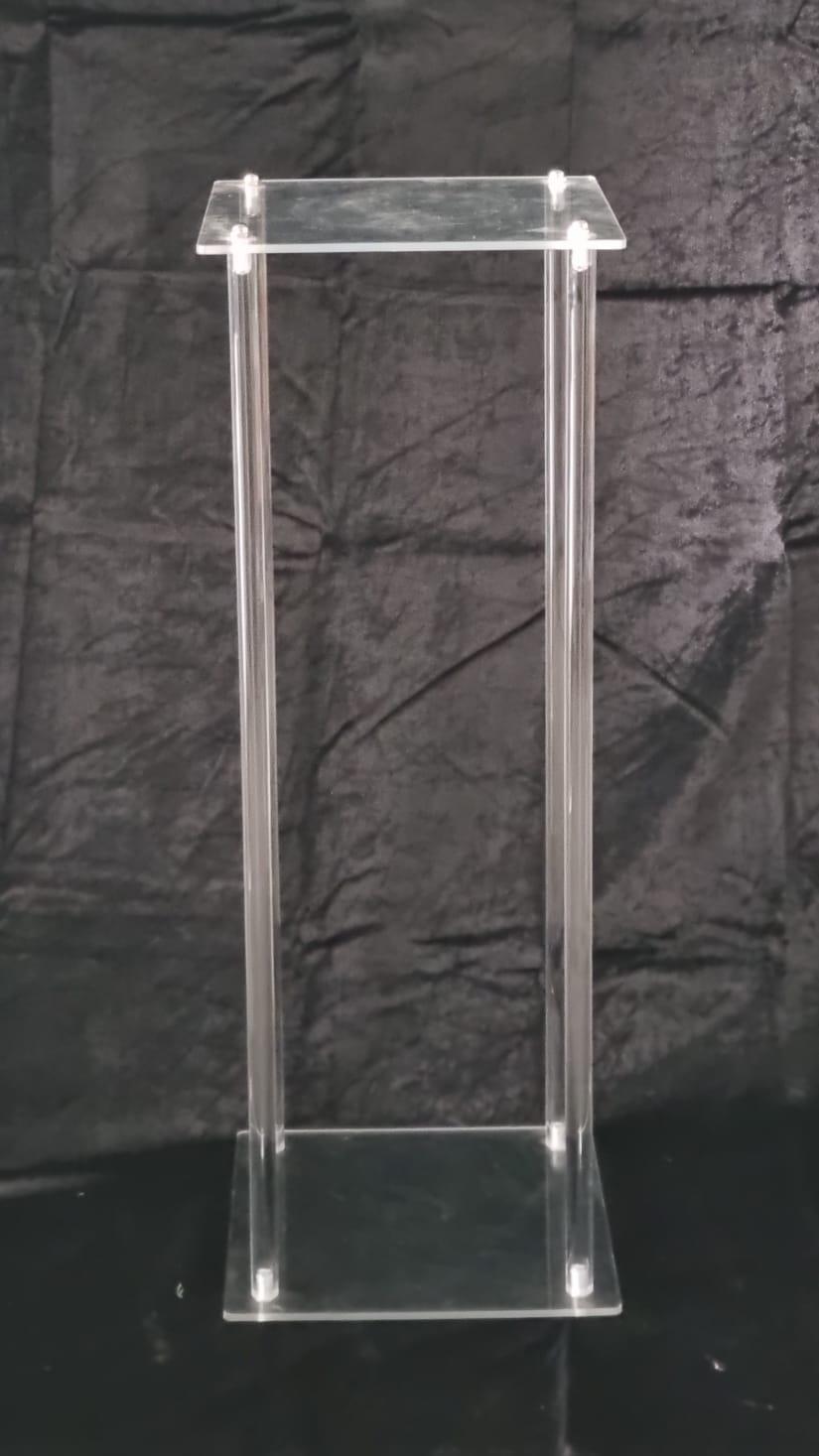 מעמד אקריליק לעיצוב