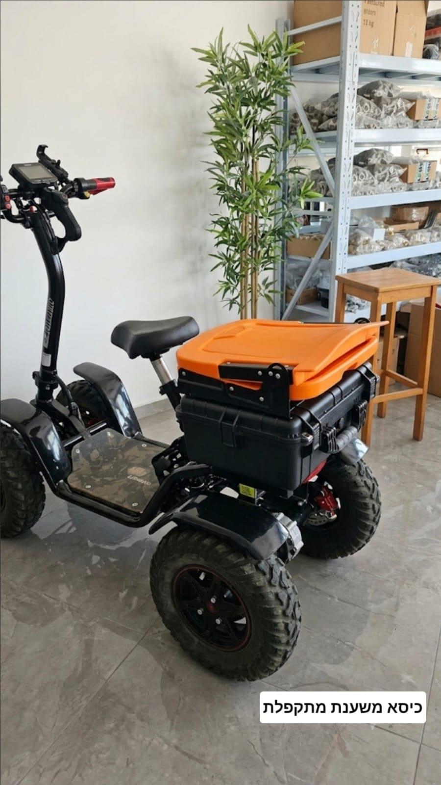 ארגז לאיזי ריידר כולל כיסא עם משענת גב מתקפלת צבע כחול קמפינג לייף